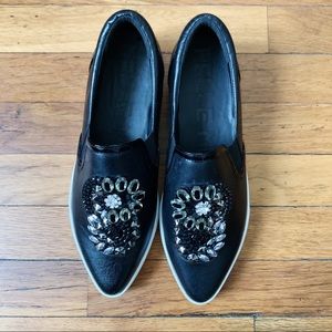 Pelle Moda Black Pointed Toe Jeweled Chic Sneaker